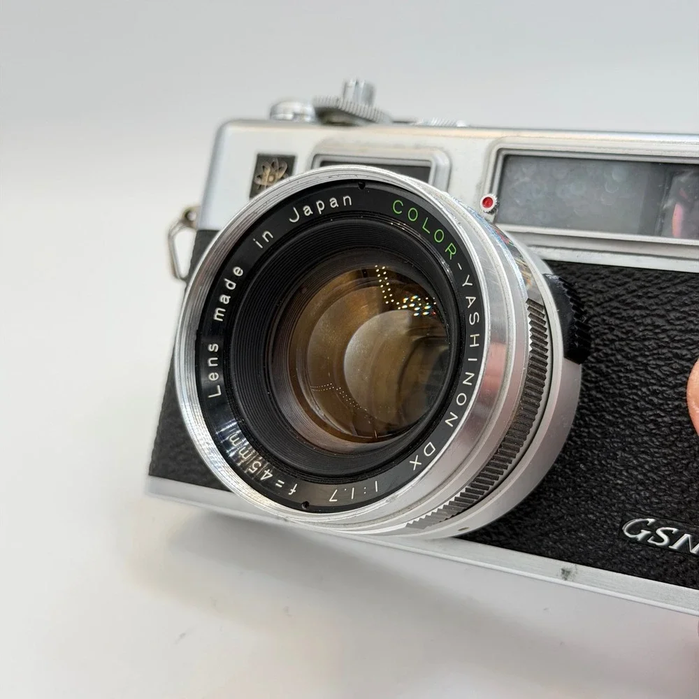 Yashica Electro 35 GSN Rangefinder Camera Color-Yashinon DX 45mm f1.7 Lens Japan